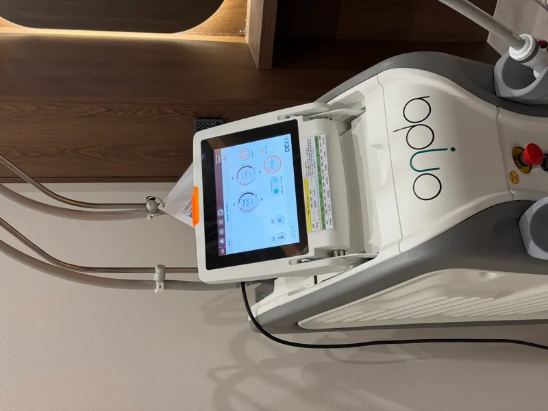 ONDA Coolwaves device at Delight Dermatology Clinic